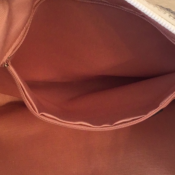 Donald J Pliner Couture Metallic Snake Print Bag - Picture 12 of 15